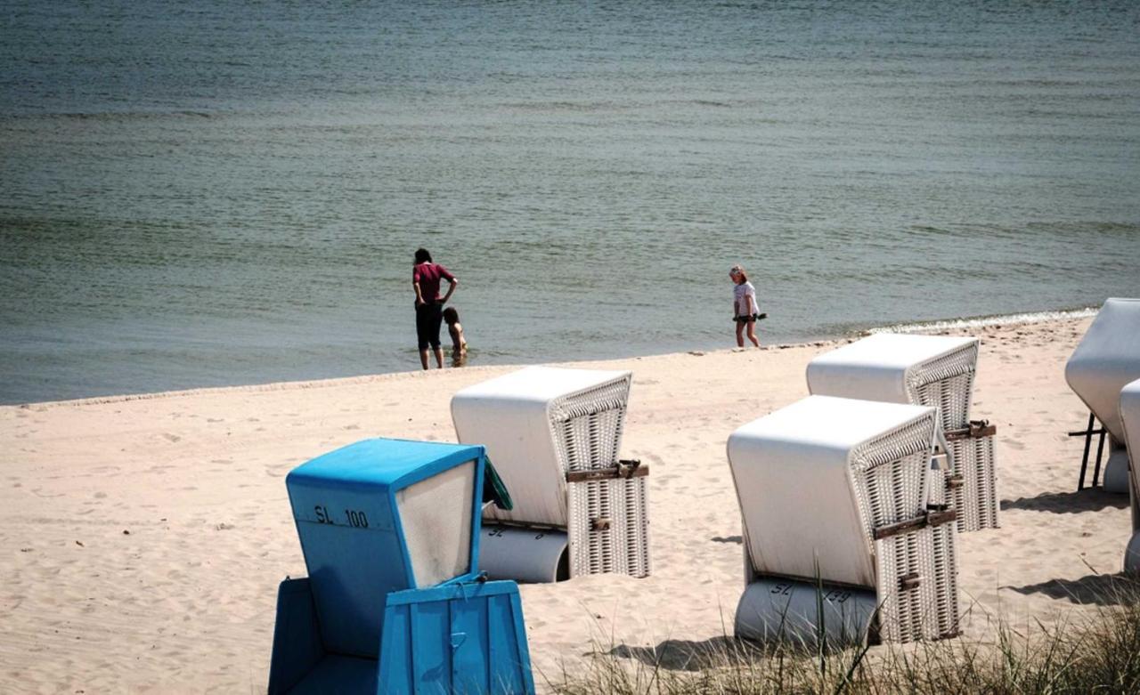 Bernstein_Ferienwohnungen Zempin Exteriör bild